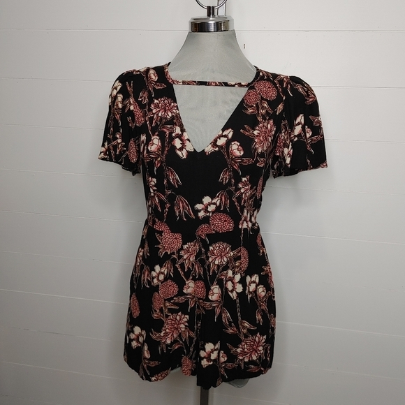 ANGIE Floral Boho Romper M - Picture 1 of 14